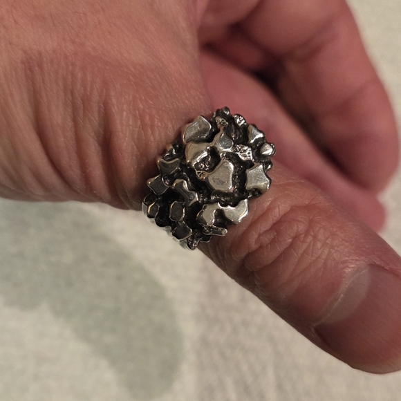 Sterling Silver 925 Textured Ring, Size 10 - Picture 4 of 7